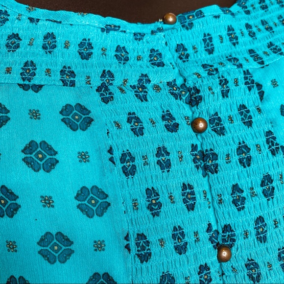 Isaac Mizrahi Live! Blue Button Down Bohemian Top - Picture 3 of 6